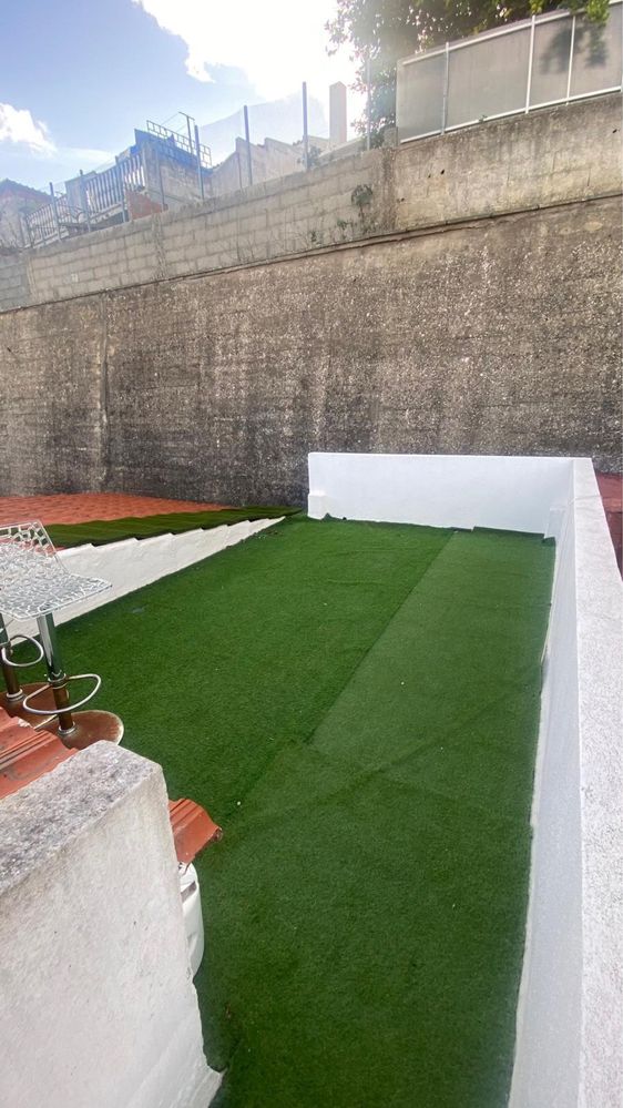 Moradia T1+2 com piscina