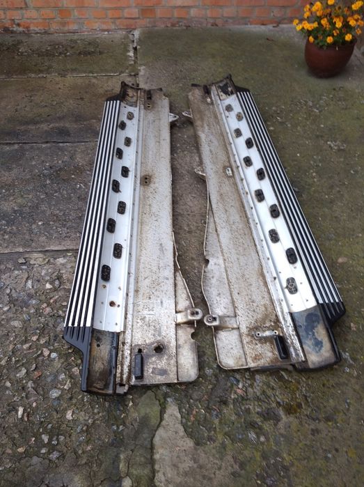 Продам подножки VW Touareg