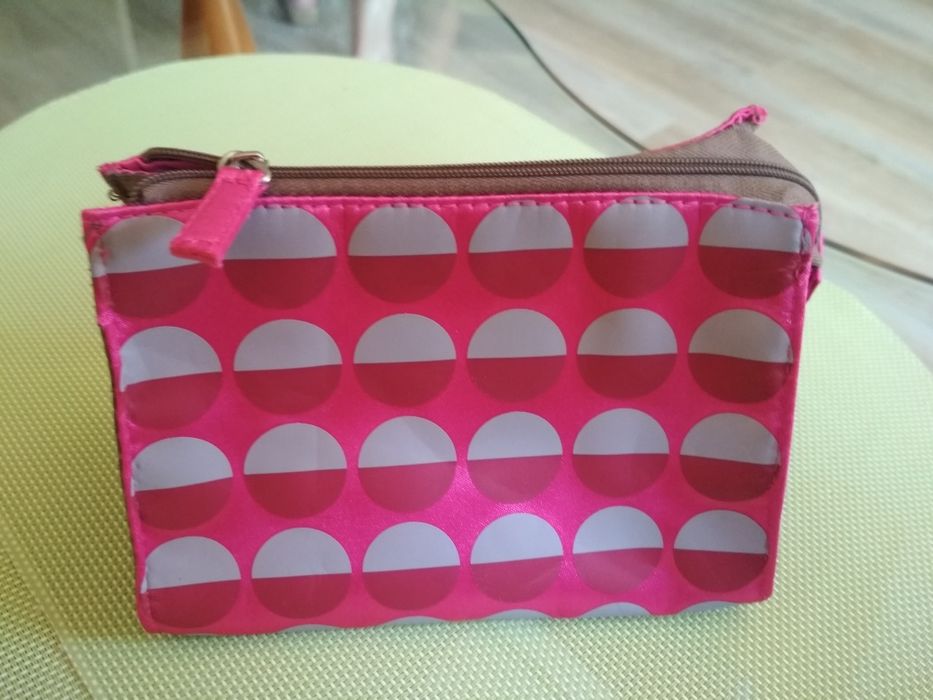 Kosmetyczka mała nowa różowa