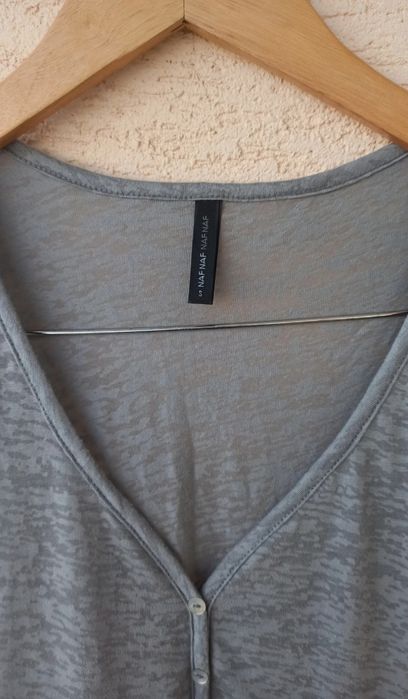T-shirt Naf Naf .