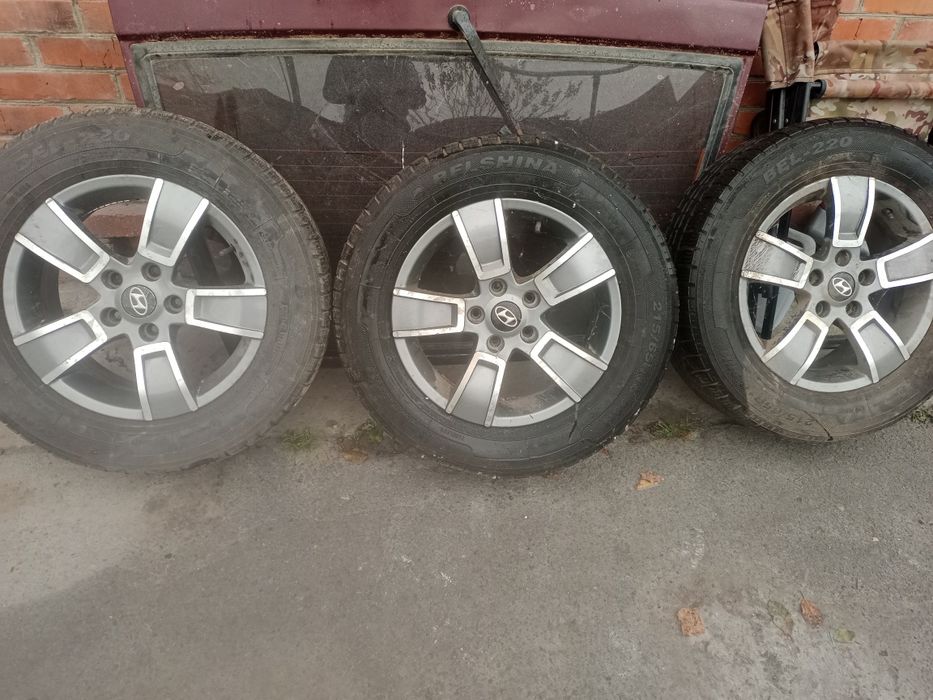 Продам титанові диски,запаску на Хюндай Туксон