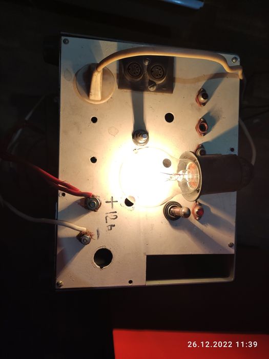 Перетворювач напруги 12 220