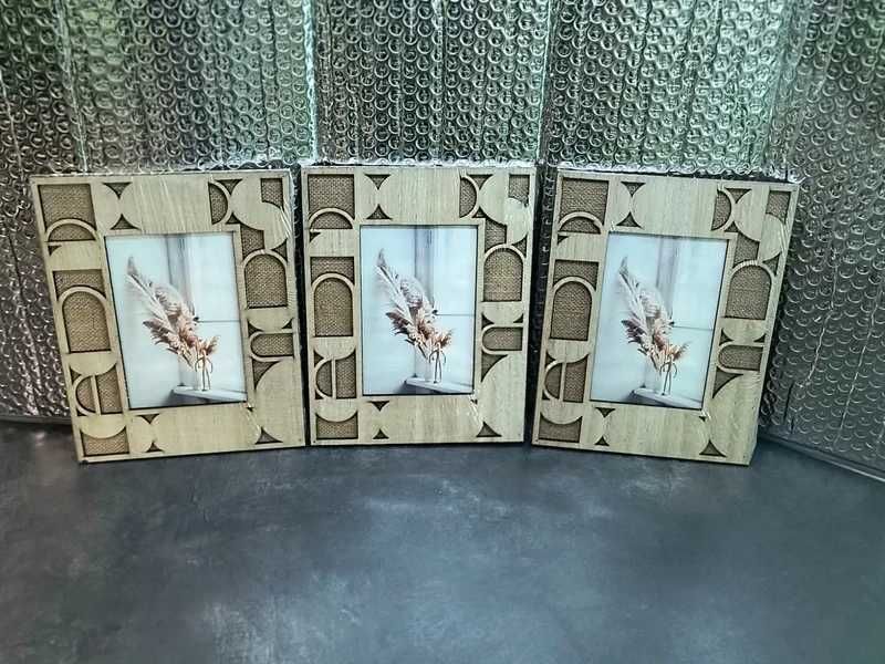 Ramki na zdjęcia 10x15 cm – uniwersalna