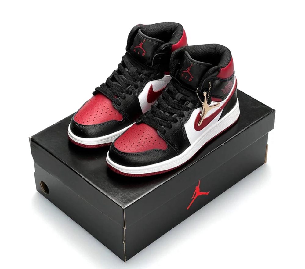 Кросівки (як нові) Nike Air Jordan, р. 36