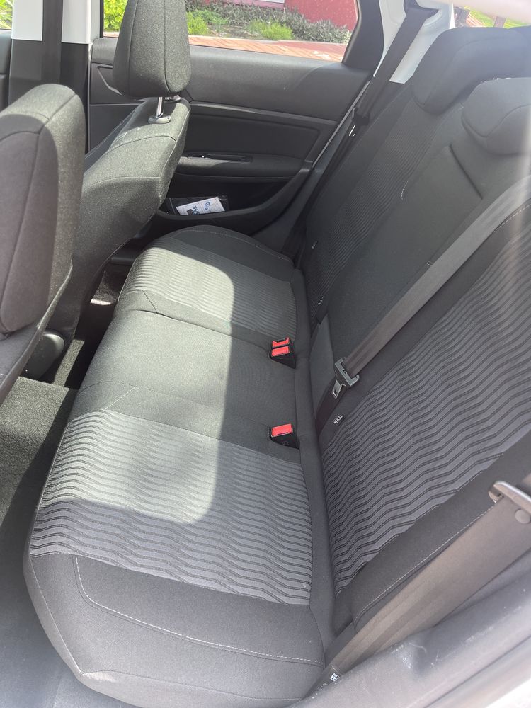 Peugeot 308 SW 1.6 BlueHDi 2014 rok