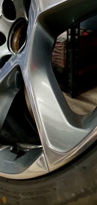 Felgi 18" volvo ford  z oponami