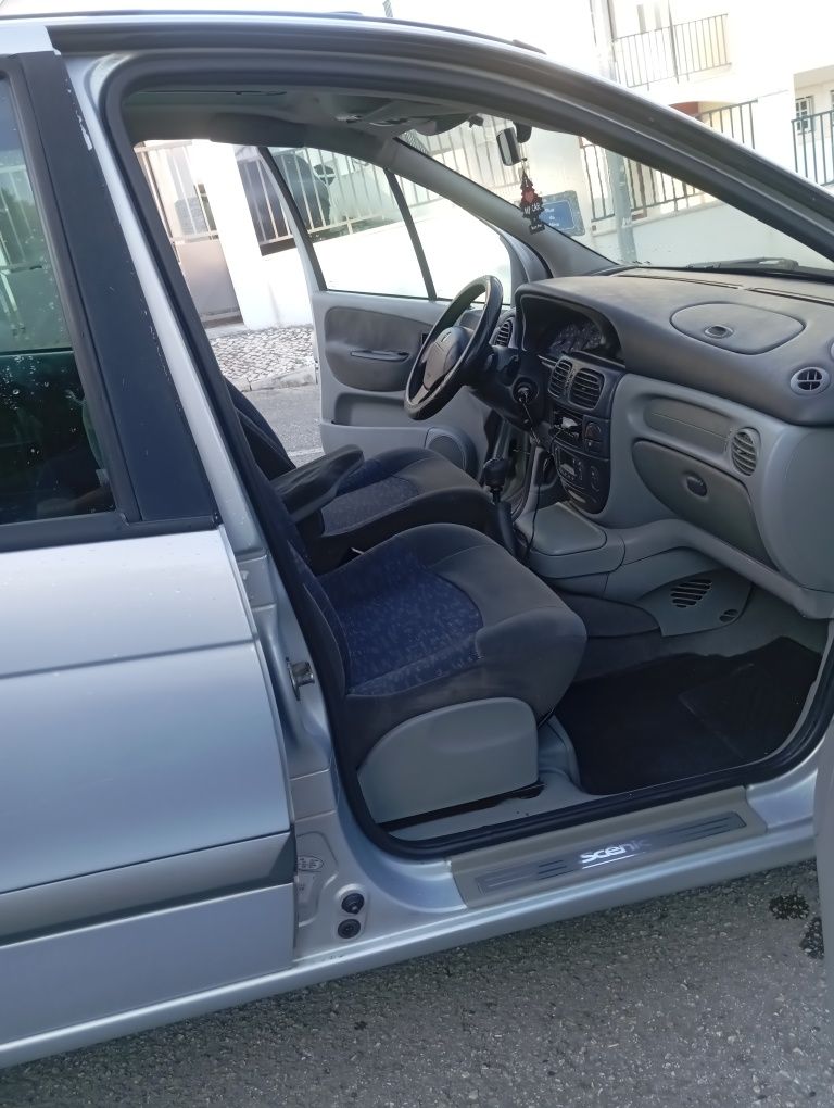 Renault Scénic 2002 1.4 16V