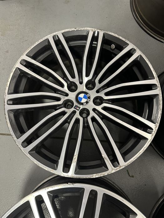 Oryginalne fekgi  19’ BMW style 664M + opony lato