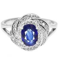 Серебряное кольцо с синим сапфиром .Размер 18.5