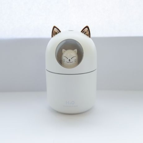 Увлажнитель воздуха USB c котом и подсветкой. Аромалампа с котиком