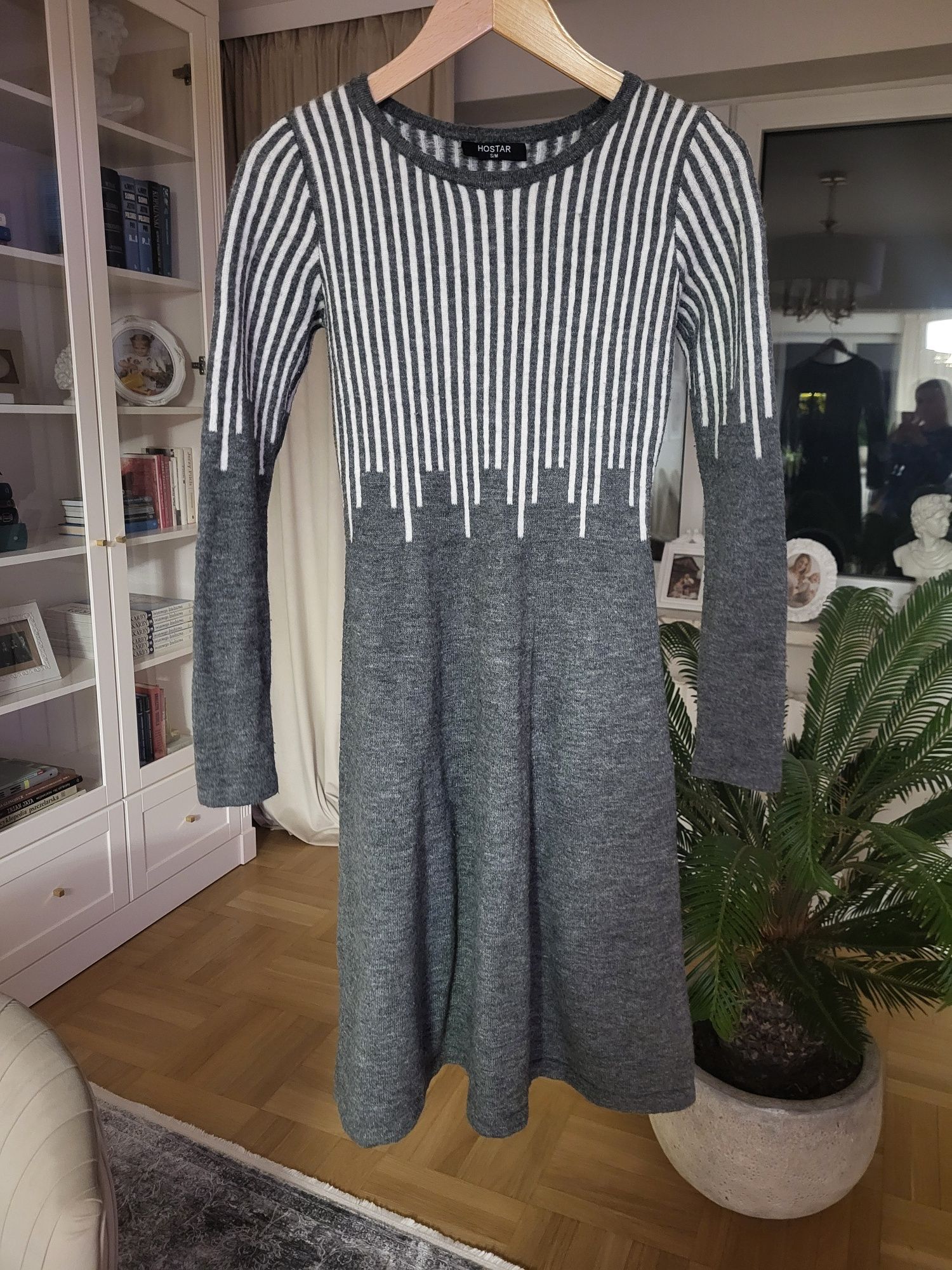 Wełniana kaszmirowy sukienka