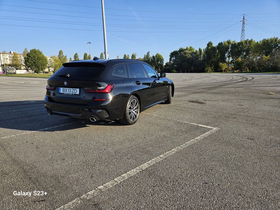 BMW 330e Pack M -