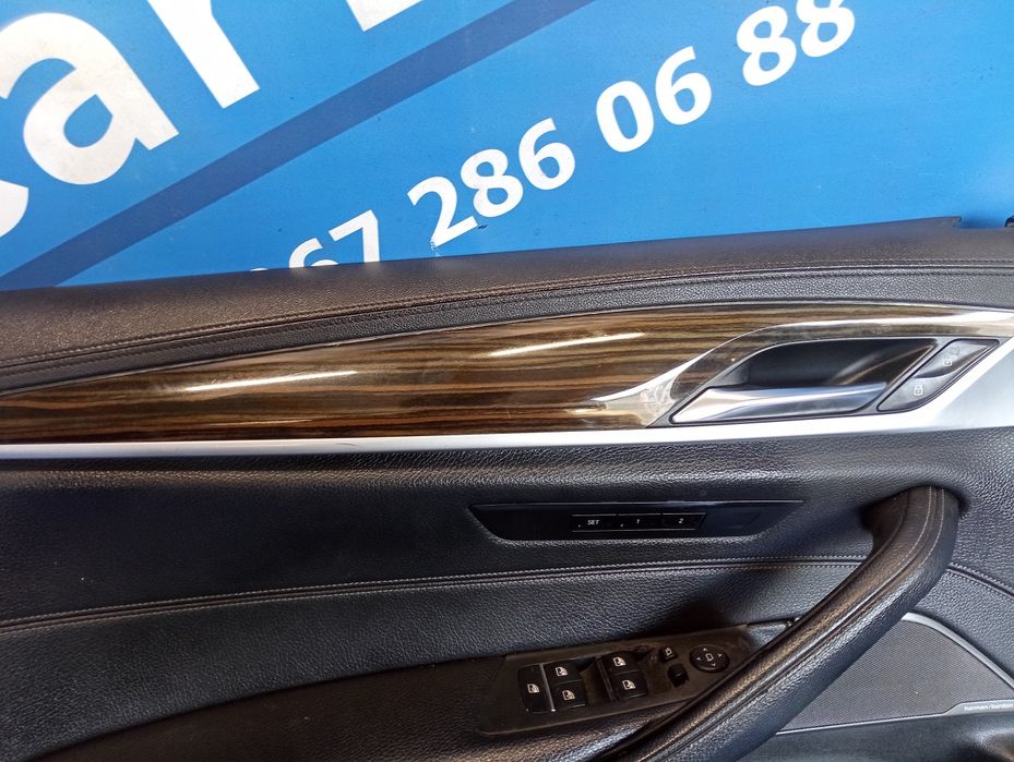 Обшивка двері BMW G30 передньої лівої Карта дверей БМВ 5 Г30 Розборка