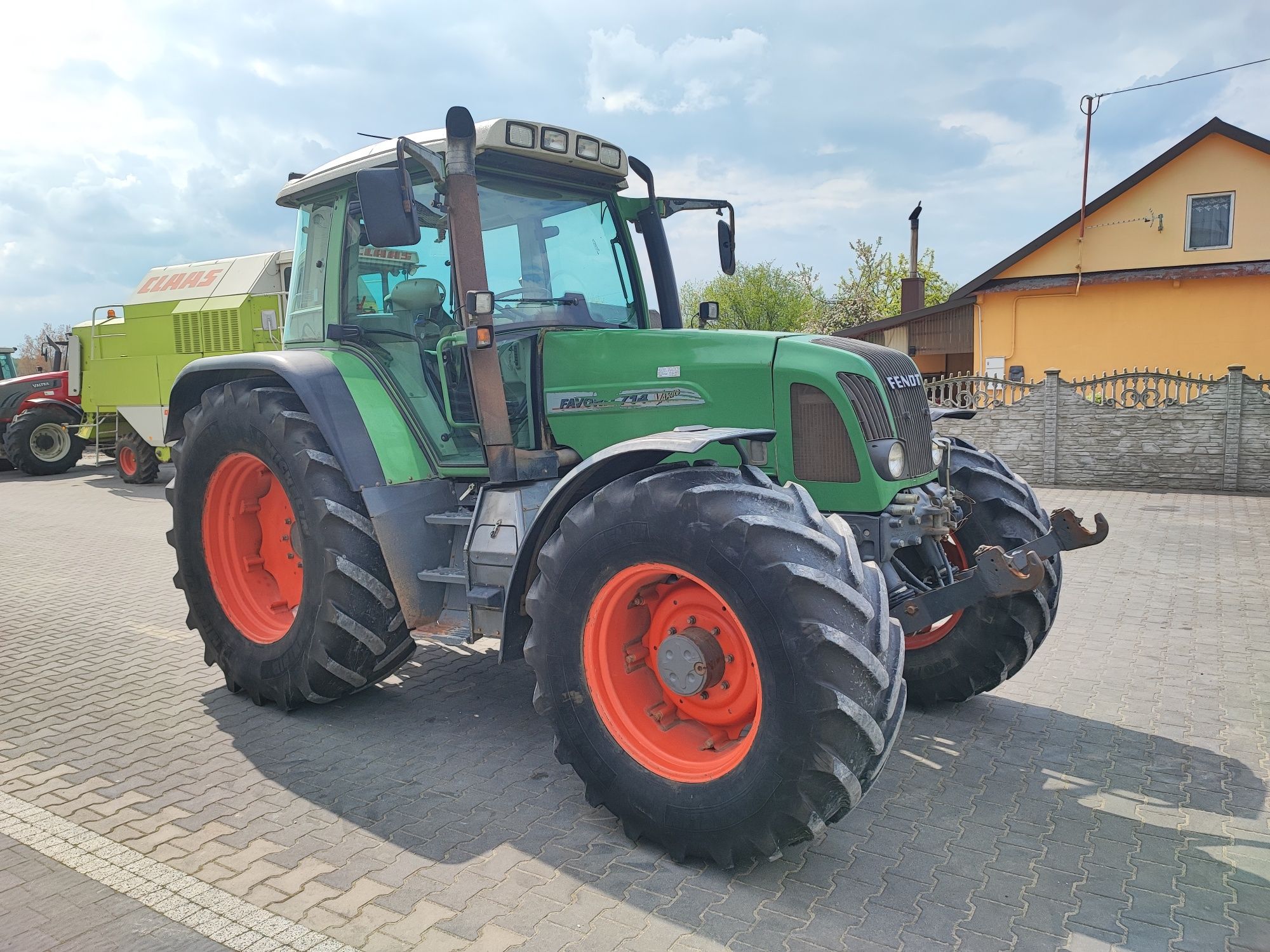 Fendt 714 Favorit Vario