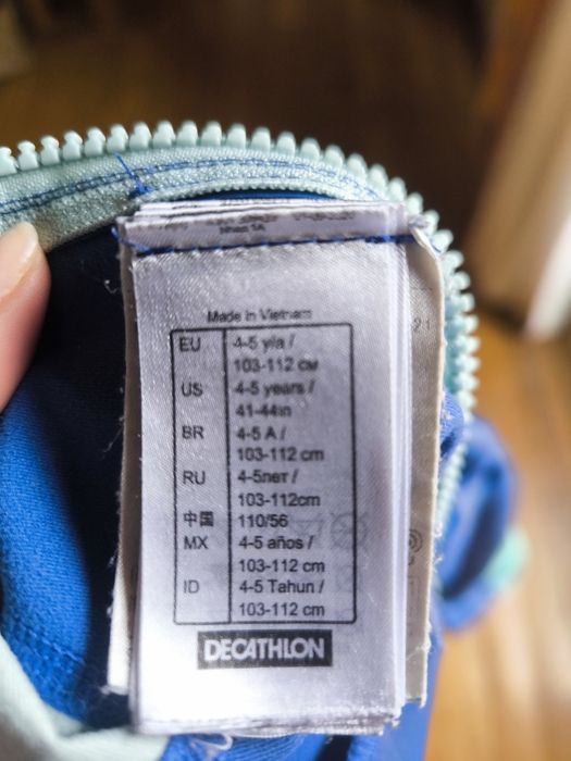 Fato térmico com proteção UV