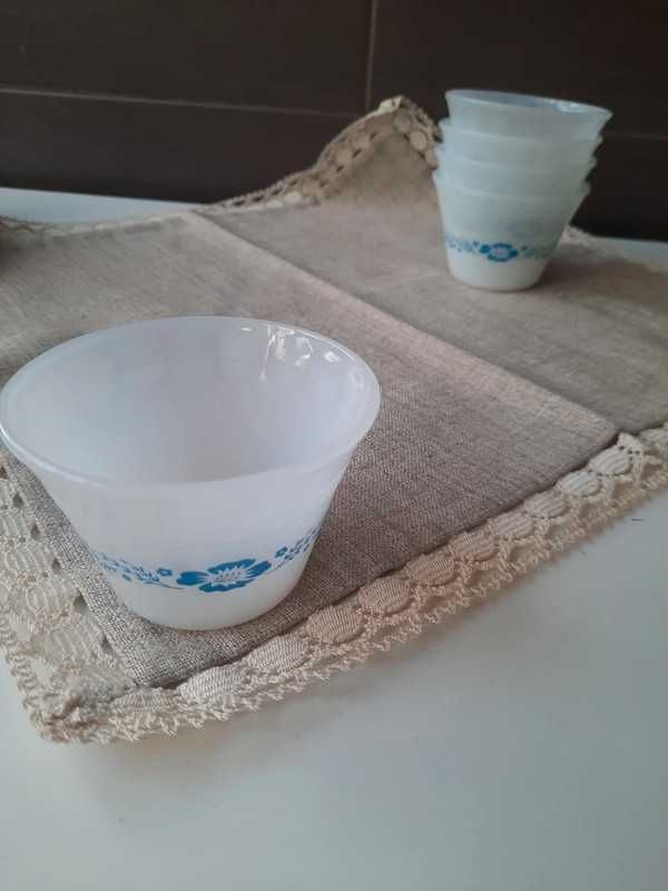 Taçinhas e Assadeiras Termocrisa Vintage