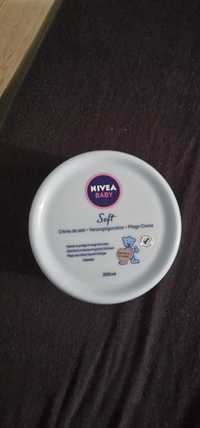 Krem pielegnacyjny Nivea Soft