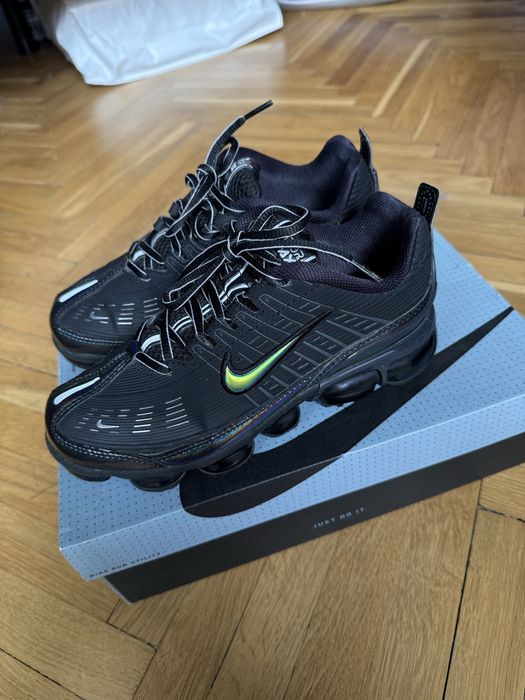 Nike Air Vapormax 360 Black Iridescent Swoosh
