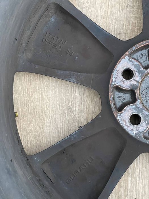 Goauto диски Subaru 5/100 r17 et55 7j dia56,6 в чудовому стані