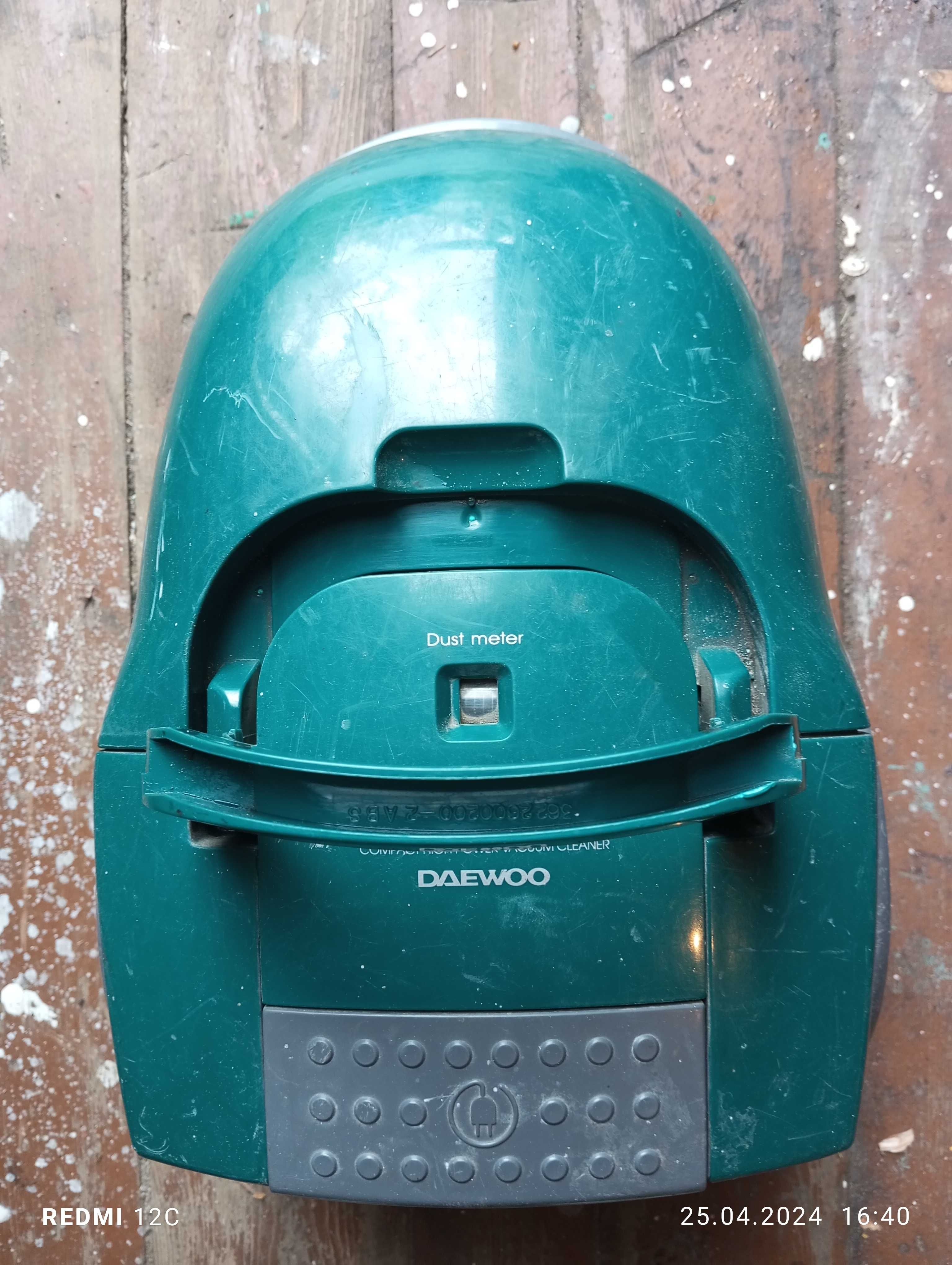 Пылесос Daewoo compact