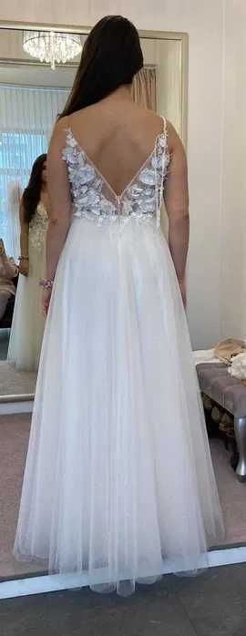 suknia ślubna koronkowa kwiaty 3D brokatowa tiulowa na ramiączka 36-38