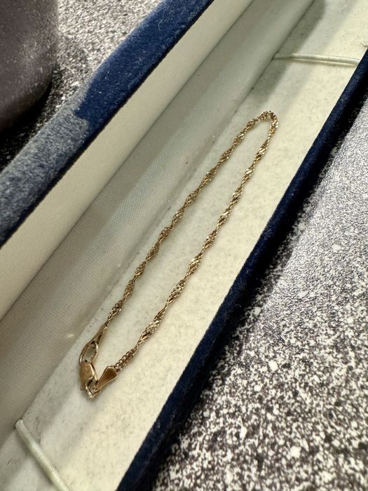 Продам золотой браслет