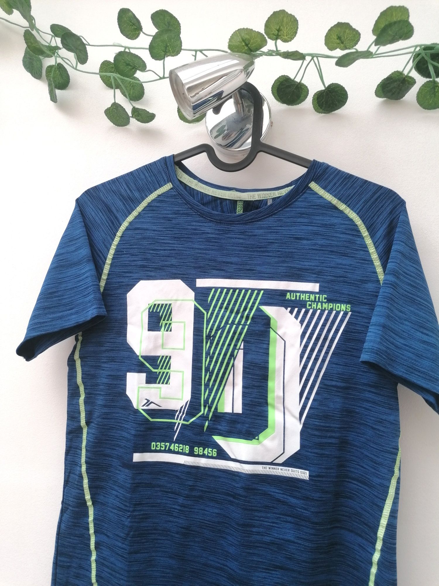 T-shirt Desportiva de Rapaz