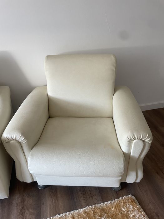Sofa e poltrona beje
