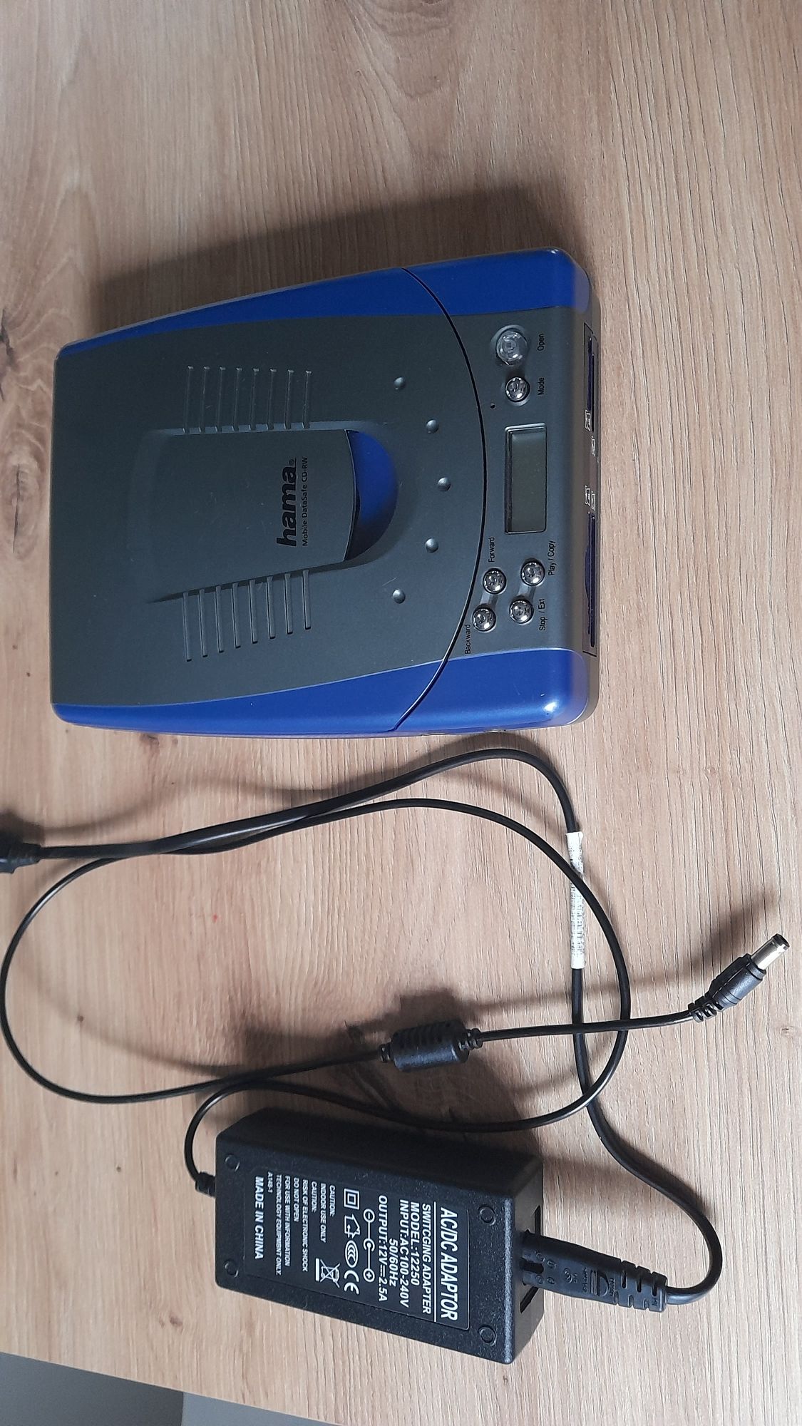 Zewnętrzna napęd CD /nagrywarka Hama 47123