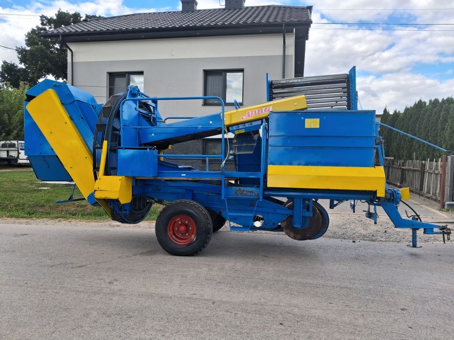 Kombajn Anna Z-644 transport