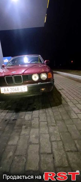 Продам Bmw 7 series 735i e32