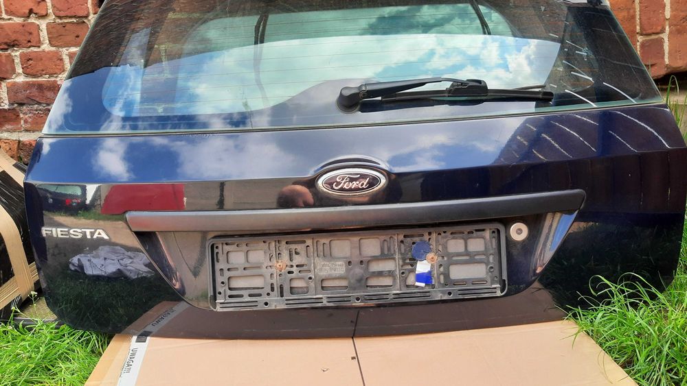 klapa bagażnika Ford Fiesta mk6 02-08 granatowa 5 drzwi