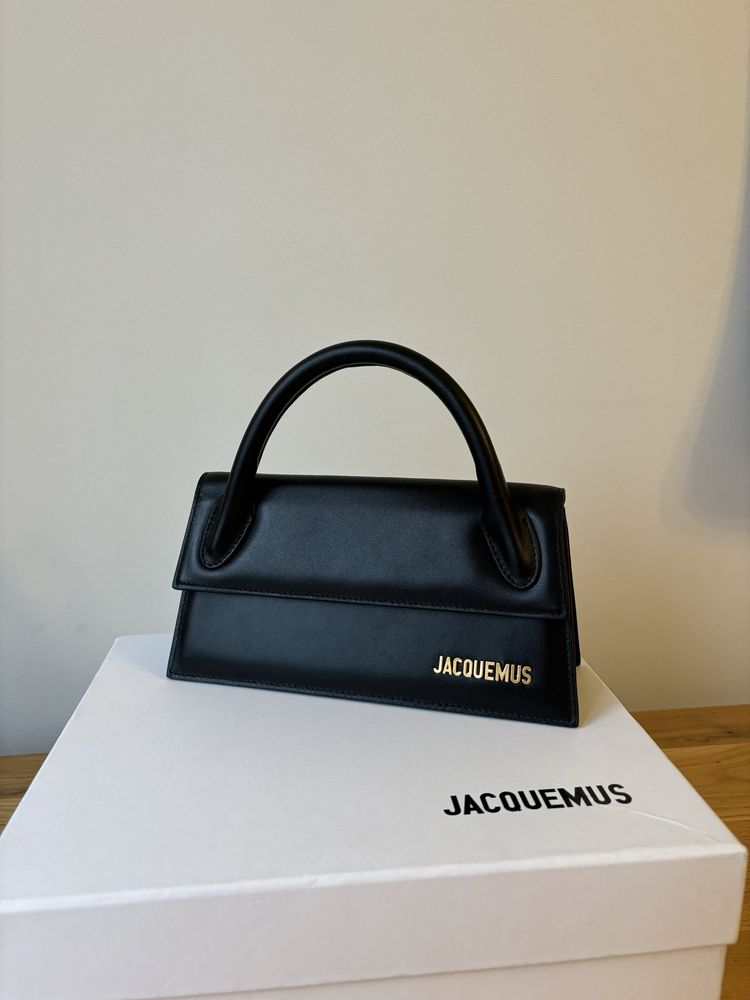 Totebka Jacquemus long chiquito