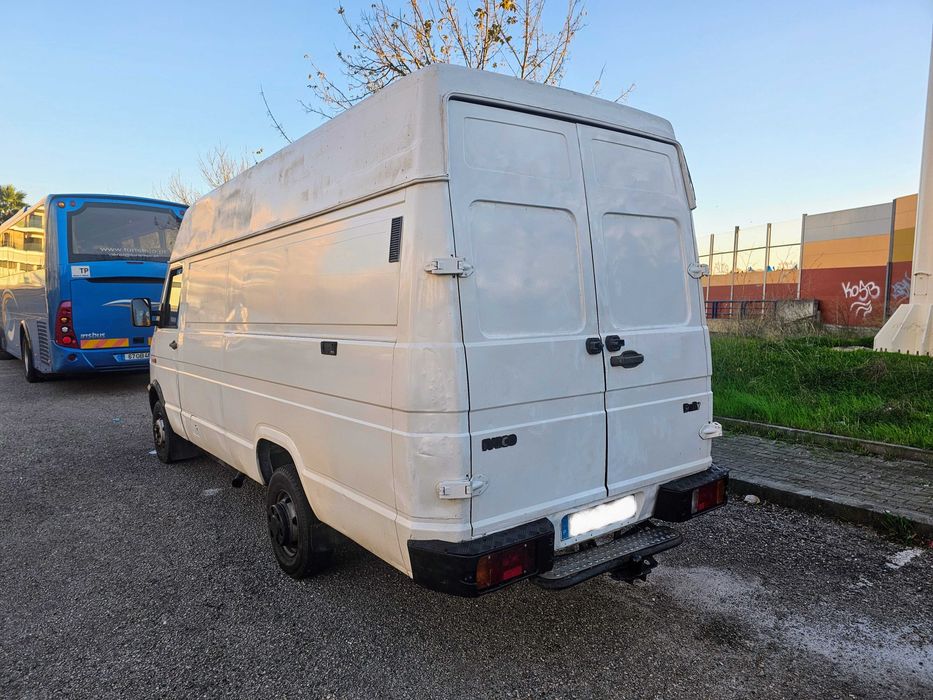 Iveco Daily 2.5d (toda reparada)