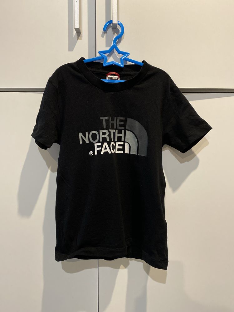 Футболка The North Face