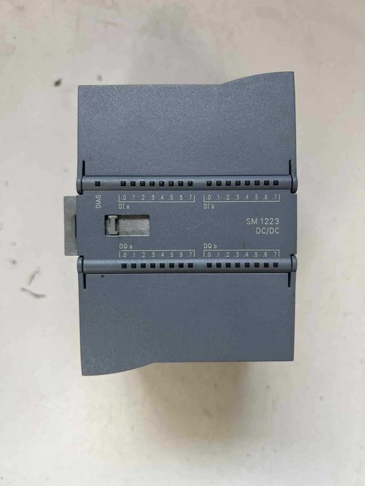 Moduł Siemens SIMATIC  6ES7223-1BL30-0XB0