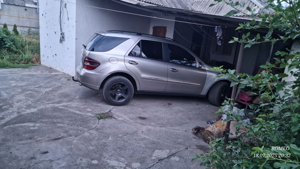 Mercedes W164  Мерседес 3.0