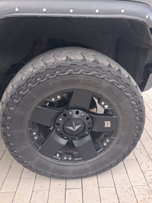 HUMNER H3, 2007г 3,7 газ /бенз, 4х4