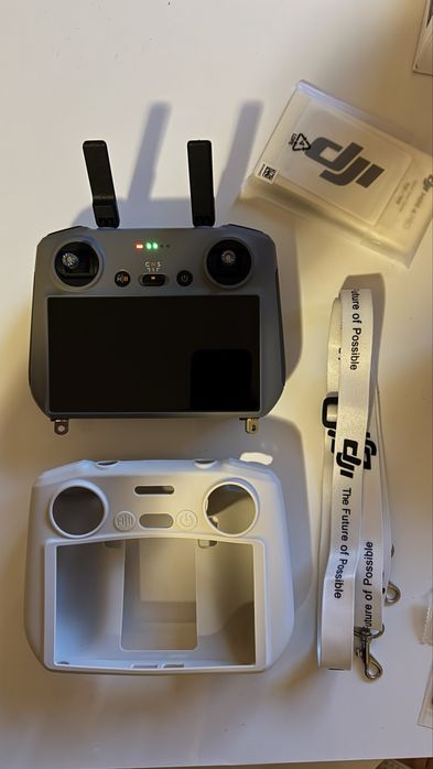 DJI Mini 4 Pro | Como NOVO (4h voo) | Pack Fly More + Extras Premium
