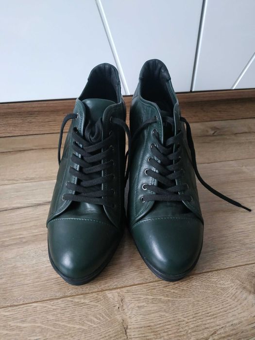 Nowe buty 40 Botticelli butelkowa zieleń, koturny jesień 40