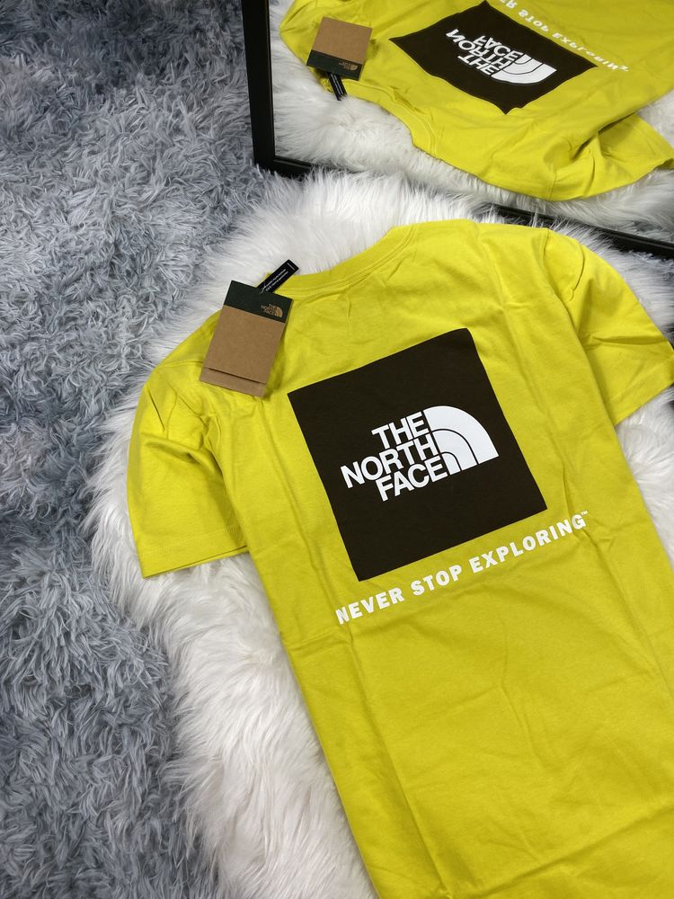 Оригінальна футболка The North Face Box logo Tech Modern Swoosh SI