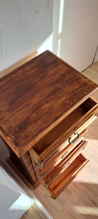 Cómoda de madeira rustica, estilo mexicano