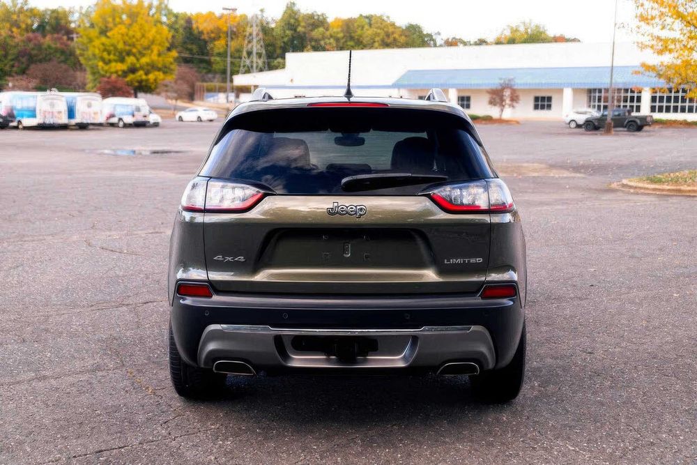 Jeep Cherokee Limited      2019