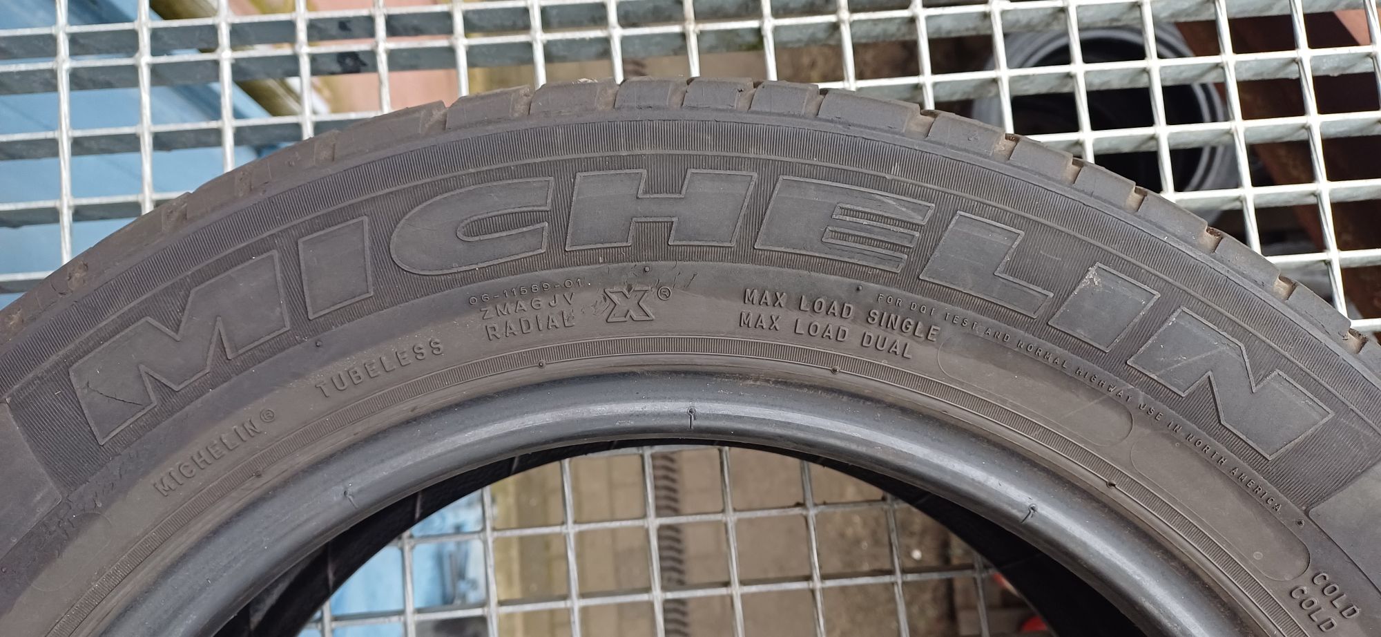 195/65R16C MICHELIN , komplet opon letnich wzmacnianych.