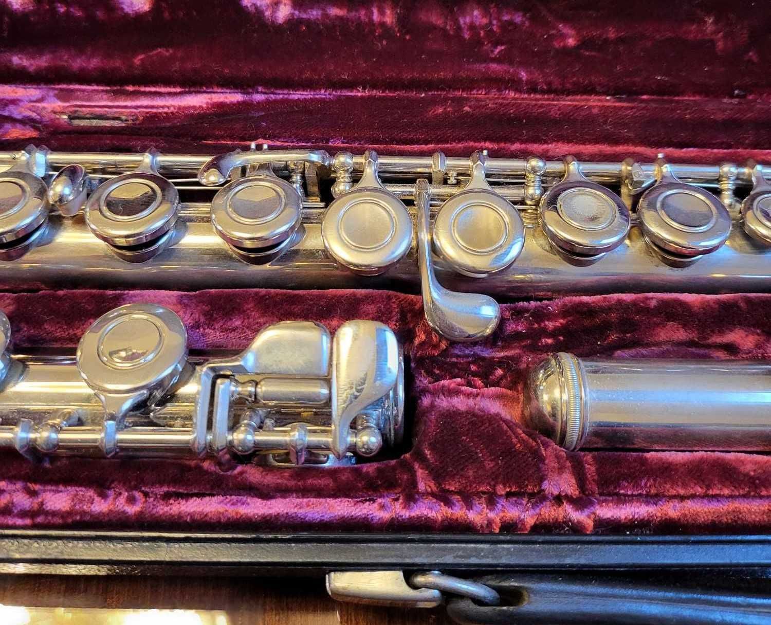 flet poprzeczny YAMAHA YFL 22N stan dobry  made in Japan !