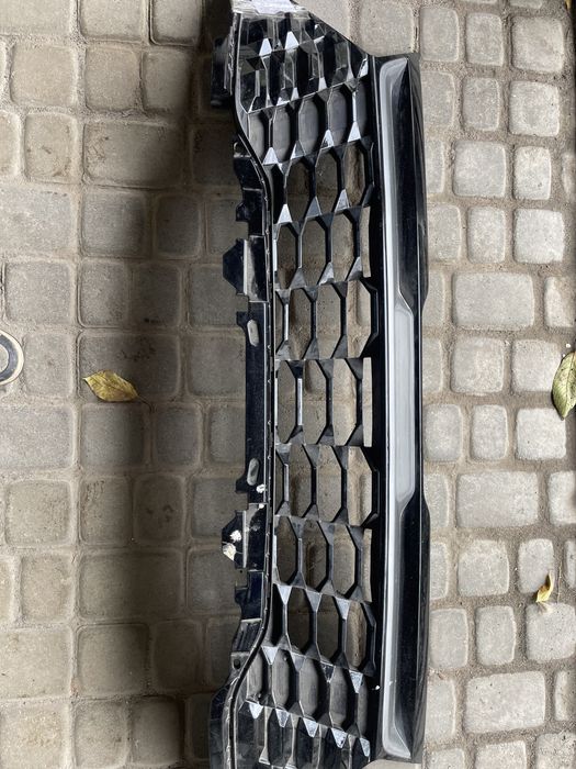 Решітка радіаторів sportage 5