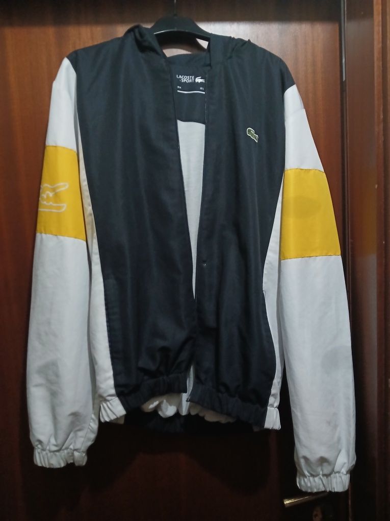 Vendo original!! Vendo original!!
Marca: lacoste
60€
Marca: lacoste
60
