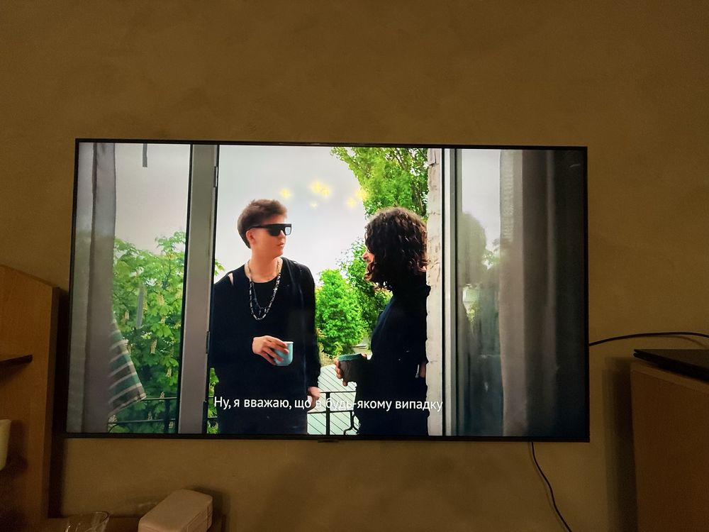 Samsung UHD AU7100 50 / 125см