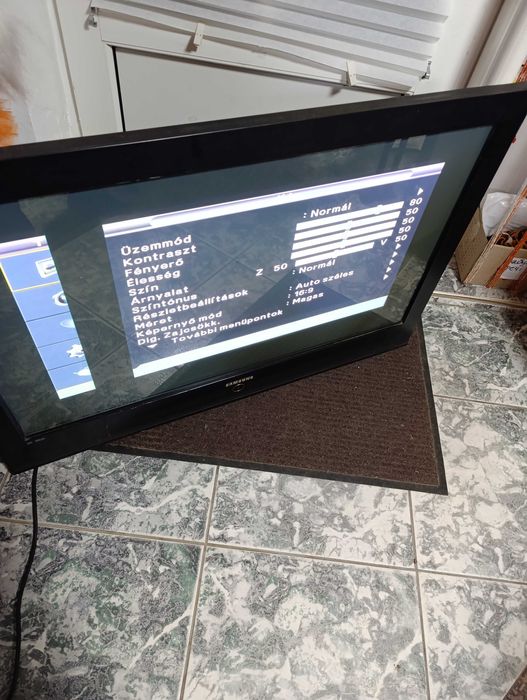 Телевізор Samsung 42" plasma display