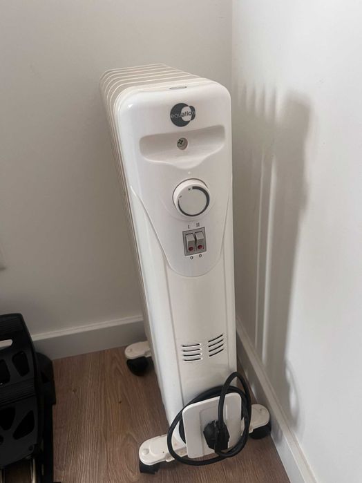 Aquecedor a óleo novo